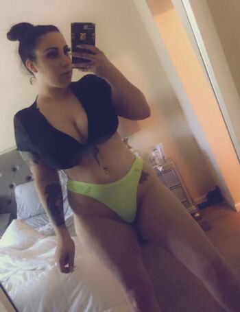 nadianaughty1