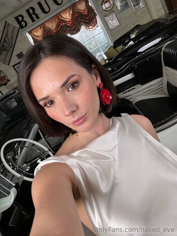 naked_eve