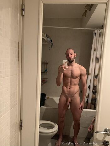 nakedgamerfree