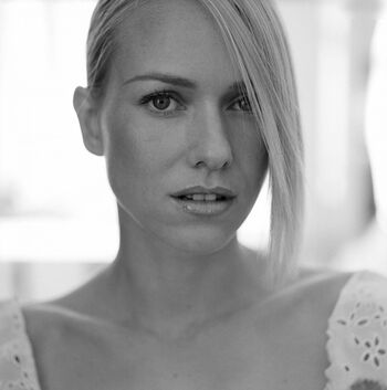 Naomi Watts