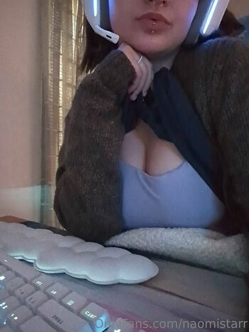naomistarr
