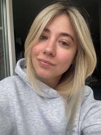 nastia_blond
