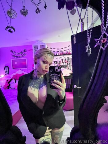 nasty_bimbo