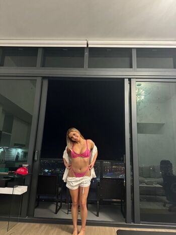 Natalie Rain