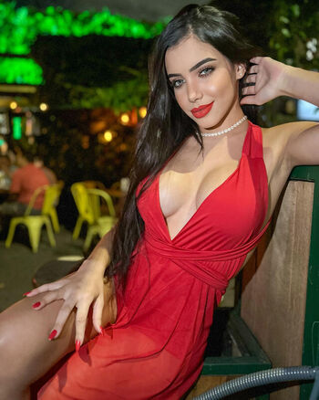 Nathaly Moura