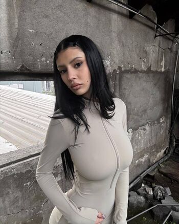 Natural Uniboobs
