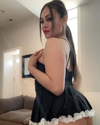 naughtyneicyxo