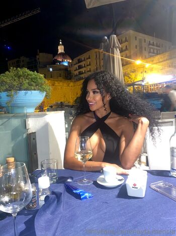 nayla.mencia