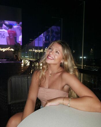 Neela Jolene