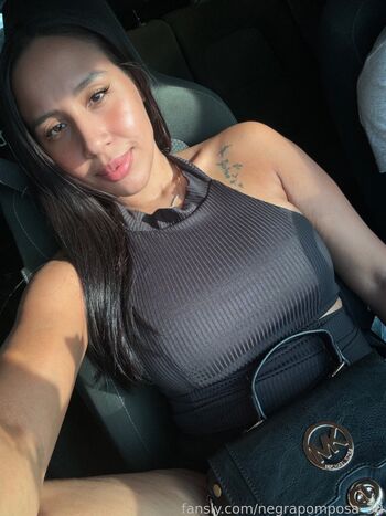negrapomposa_30