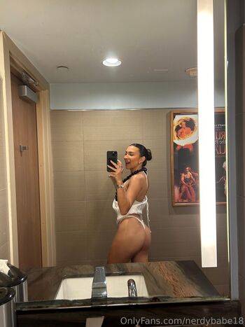 nerdybabe18