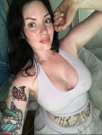 nerdydirtypeach