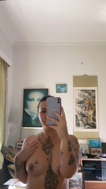 New Zealand Girls