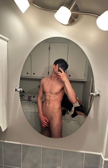 nextdoorprettyboy