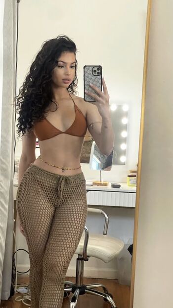 nickimariex