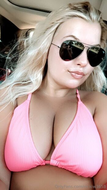 nickiw3658