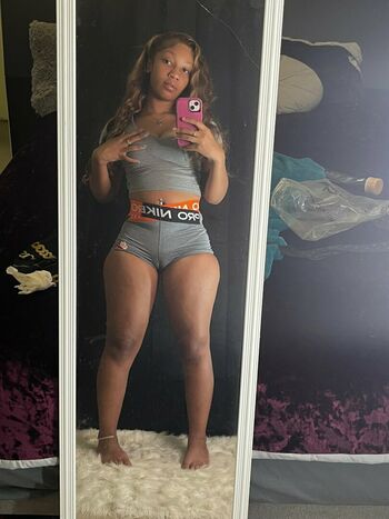 nicoleniyah