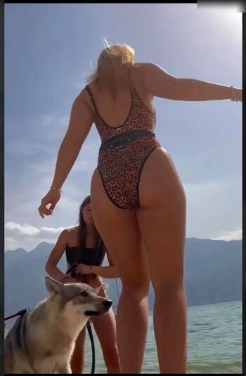 Nika Sophie