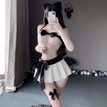 NikiMeow