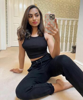 Nikki Rai