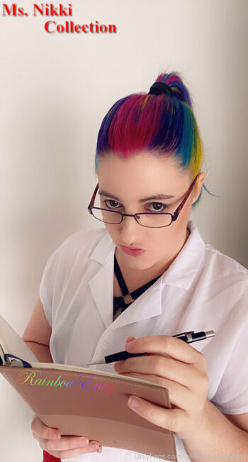 nikki_rainbowenvy