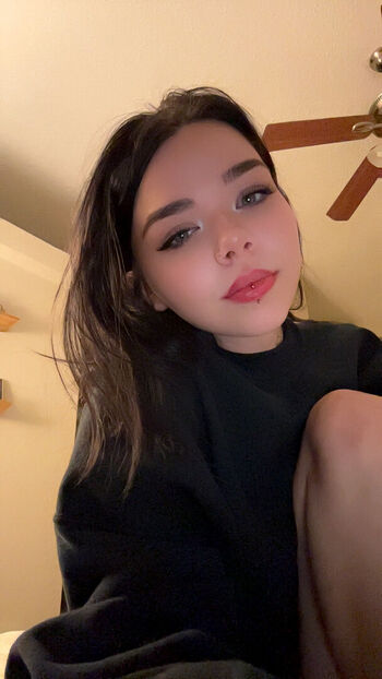 nikkiistar