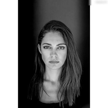 Nilam Farooq