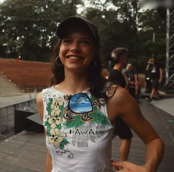 Nina Chuba