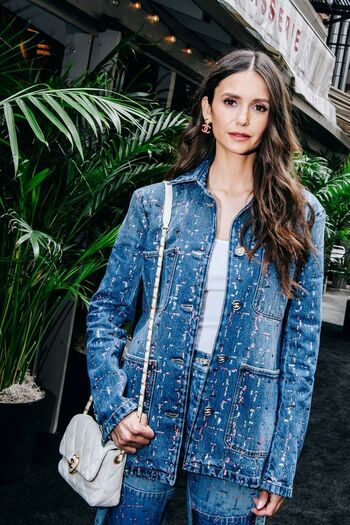 Nina Dobrev