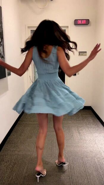 Nina Dobrev