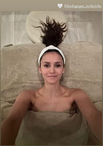 Nina Dobrev