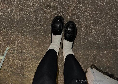 ninaluvsfeet