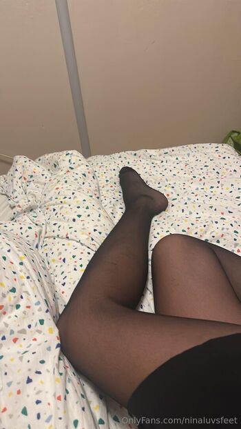 ninaluvsfeet