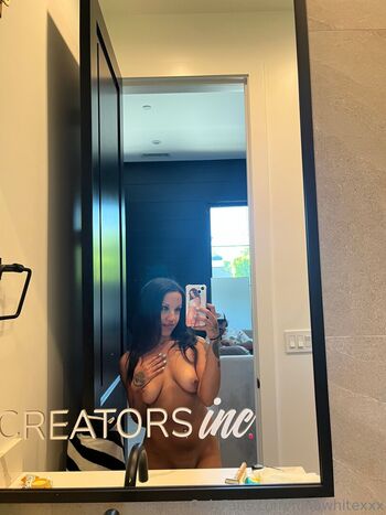 ninawhitexxx