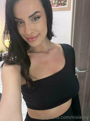 nixiejoy