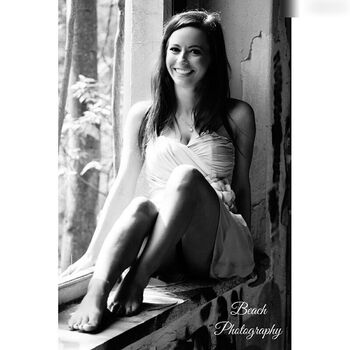 Nora Last