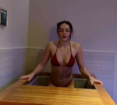 Oana Gregory