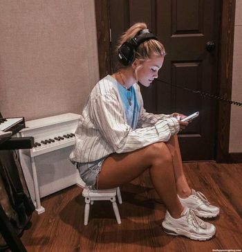 Olivia Holt