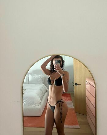 Olivia OBrien