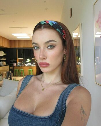 Olivia OBrien