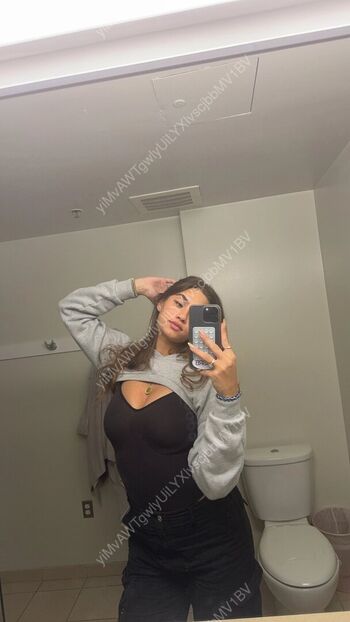 Olivia Silfies