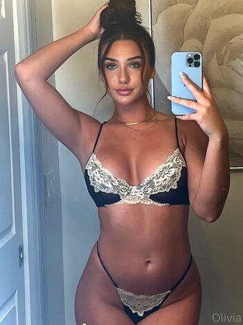 oliviaj4