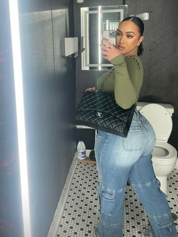 Omaima Benamre