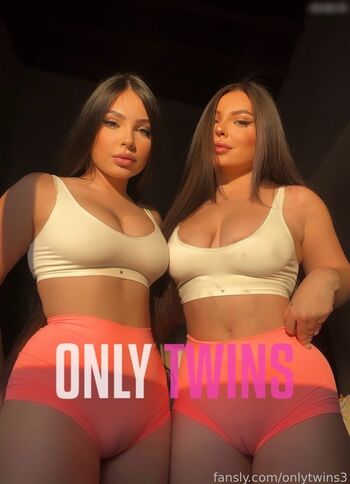 Only Twins Hillary & Lesly