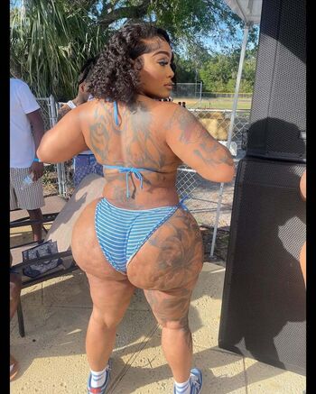 Only1_lexx