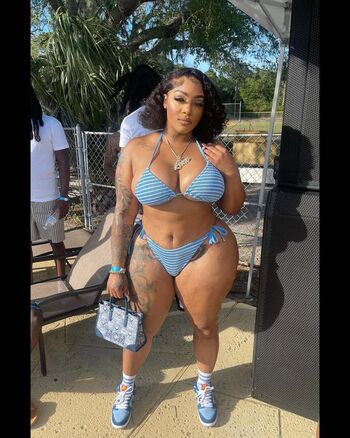 Only1_lexx