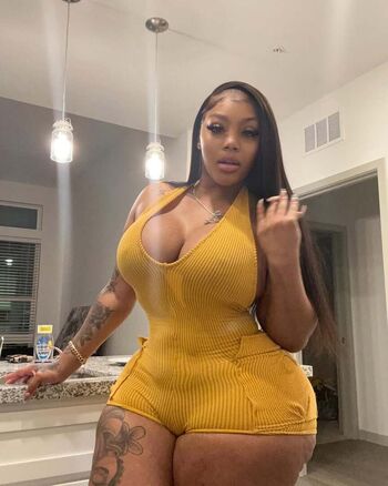 Only1_lexx