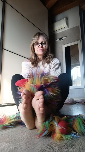 onlybluefeet