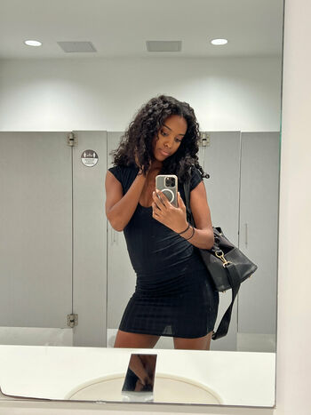 onlybombshell