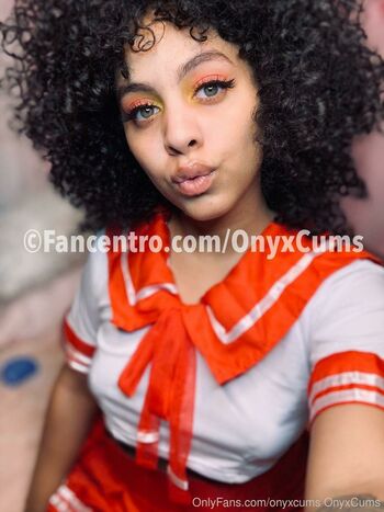 OnyxCums